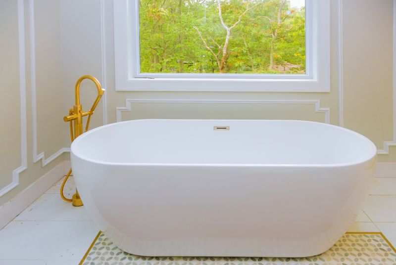 Spa-Style Tub